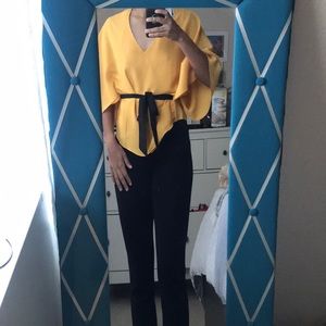 Gorgeous flowy mustard blouse